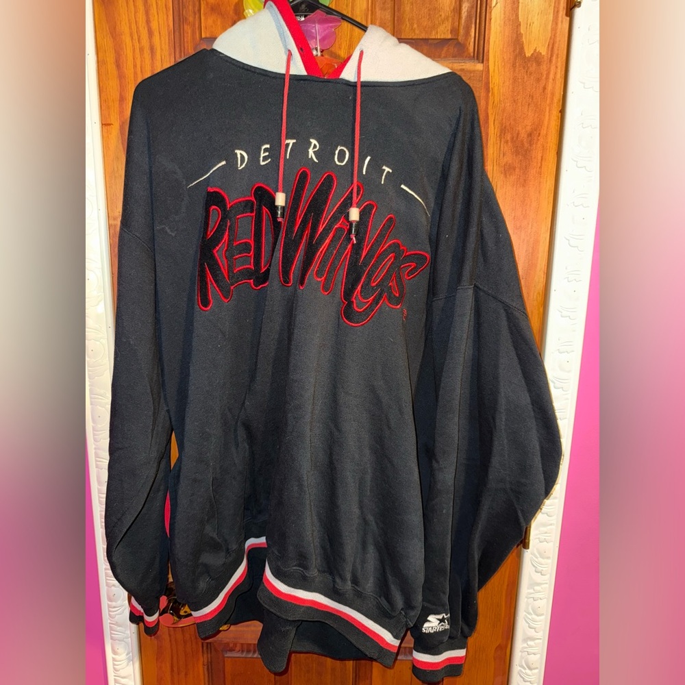 STARTER - Detroit Red Wings Hoodie with Beaded Drawstrings
